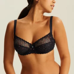 Soutien-gorge Emboîtant Avec Armatures Noir Sublime AMELIA -Mode Lingerie Magasin BL14481 03A WEB 11
