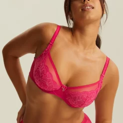 Soutien-gorge Emboîtant Avec Armatures Azalée CAPRI 6 Soutien-gorge Emboîtant Avec Armatures Azalée CAPRI -Mode Lingerie Magasin BL14500 079 WEB 11 745bd6e7 f5e1 4b3d 8b45 95a6d1c3563f