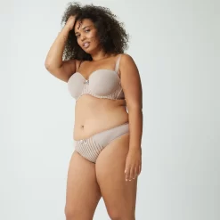 Soutien-gorge Bandeau Avec Armatures Beige Noisette Stockholm 5 Soutien-gorge Bandeau Avec Armatures Beige Noisette Stockholm -Mode Lingerie Magasin BL25446 042 WEB 3
