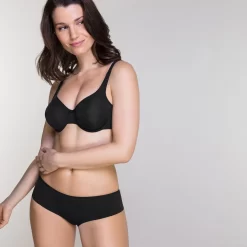 Slip Noir Livorne 7 Slip Noir Livorne -Mode Lingerie Magasin CL02875 030 WEB 3 339834a2 0098 4c5a affe f9b8b19b1bc1
